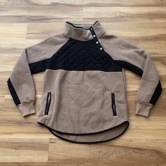 Abercrombie And Fitch Jacket Womens Medium Brown Black Fleece Quilted NWT - Picture 1 of 11